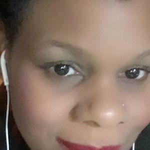 Meet your Posher, Latoya